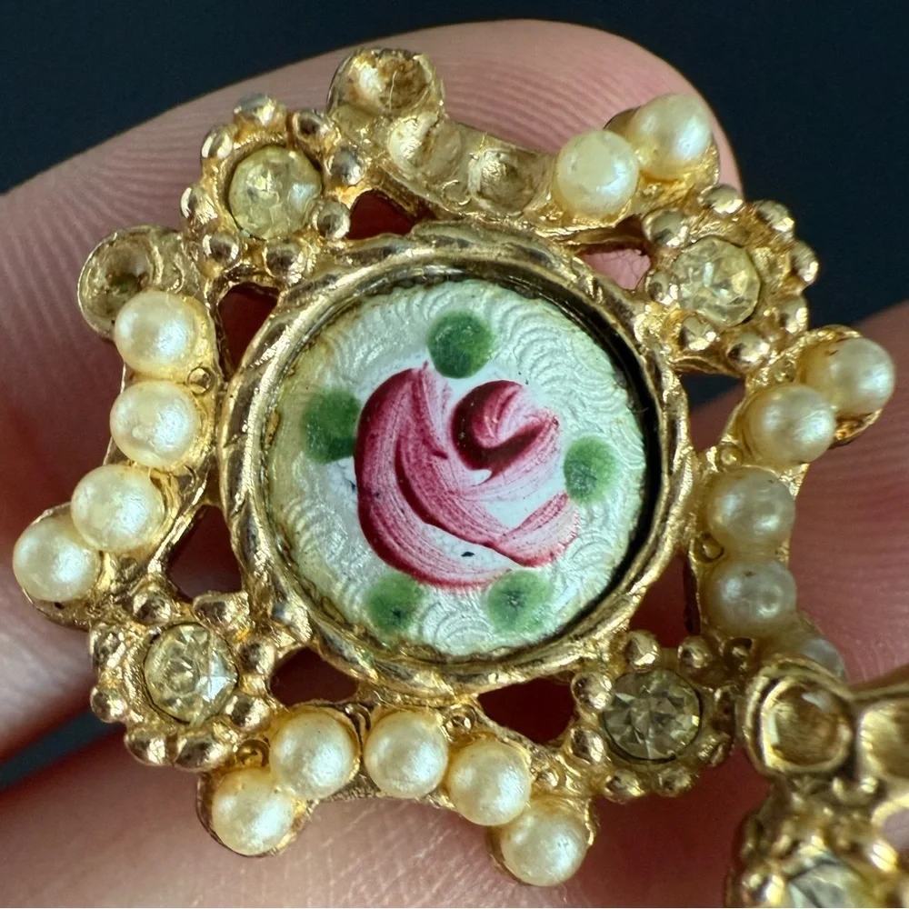 🌹 Vintage Hand-Painted Porcelain Rose Jewelry Set – Necklace + Earrings